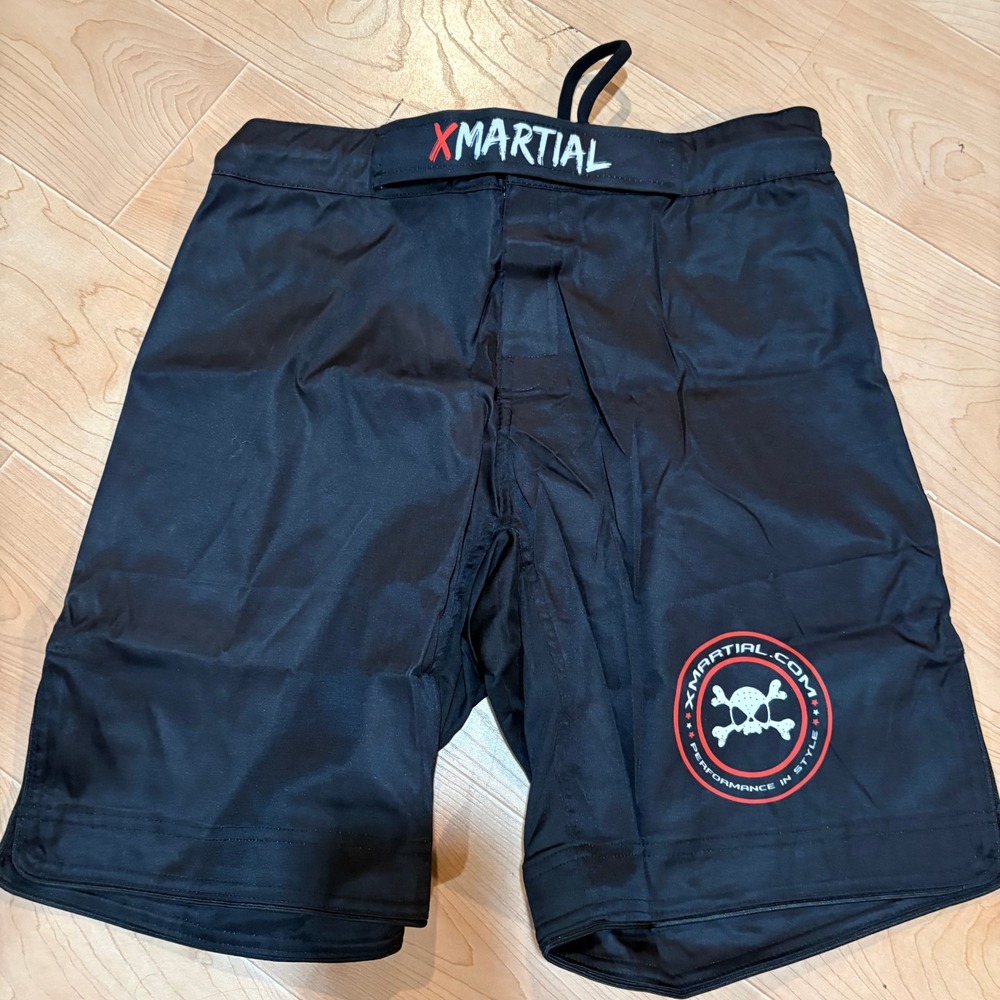 XMartial MMA Grappling Shorts Black Skull Performance Fight Gear Mens Large